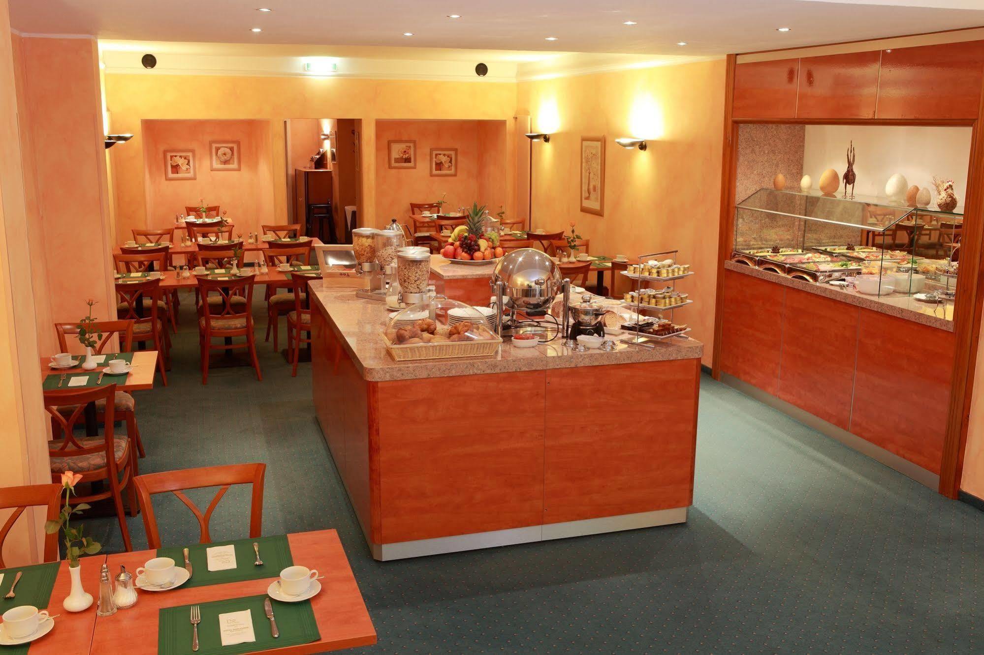 Boulevard - Superior Hotel 3*